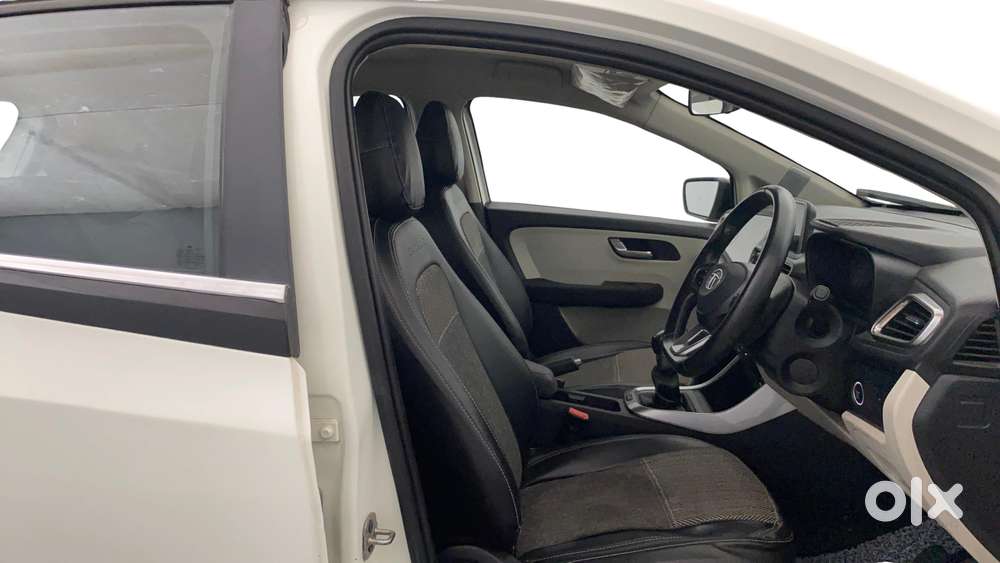 Tata Altroz 1.2 Xz Plus Petrol, 2023, Petrol