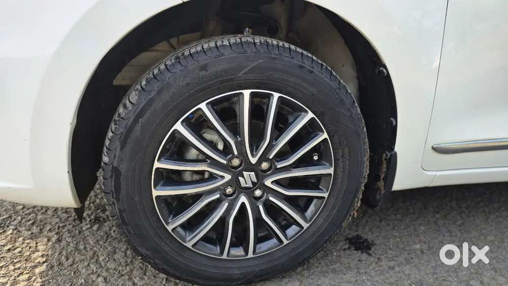 Maruti Suzuki Dzire 1.2 Vxi 2021
