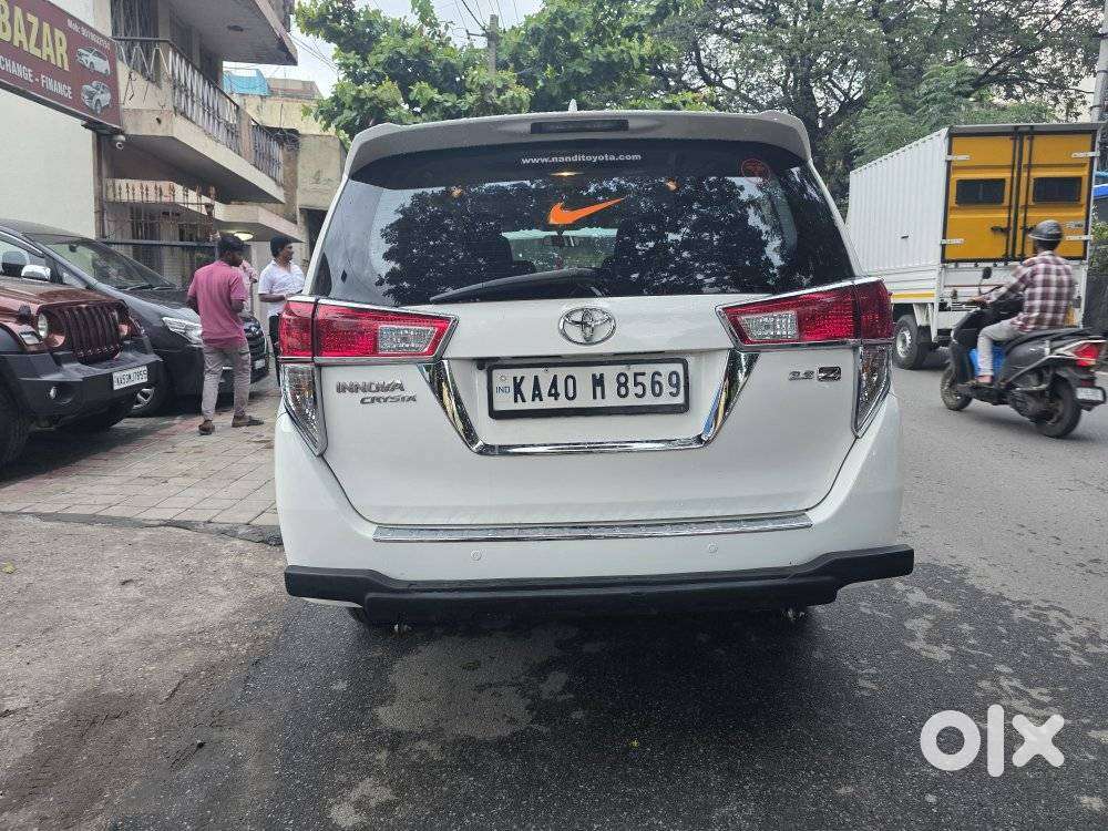 Toyota Innova Crysta 2.8z Automatic, 2017, Diesel