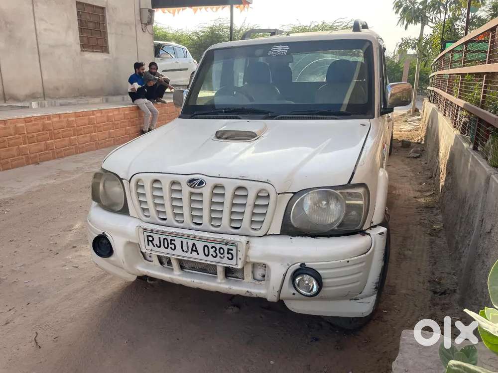 Mahindra Scorpio 2006
