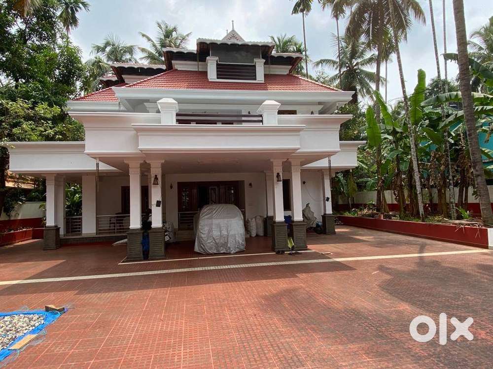 Modern 2 Storey Bungalow in 32 Cents for Sale, Velur Thrissur