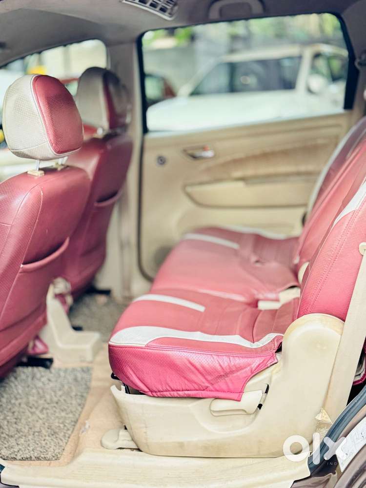 Maruti Suzuki Ertiga Zxi, 2013, Petrol