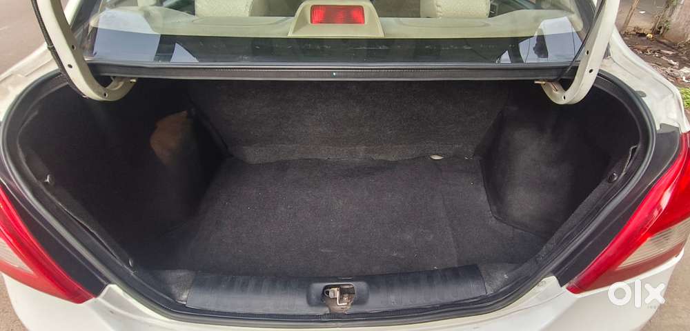 Maruti Suzuki Dzire 1.2 Vxi, 2012, Petrol