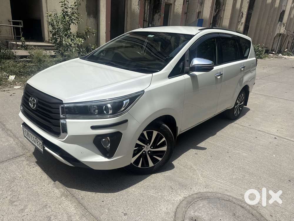 Toyota Innova Crysta [2020-ongoing] 2.4 Zx At 7 Str, 2022, Diesel