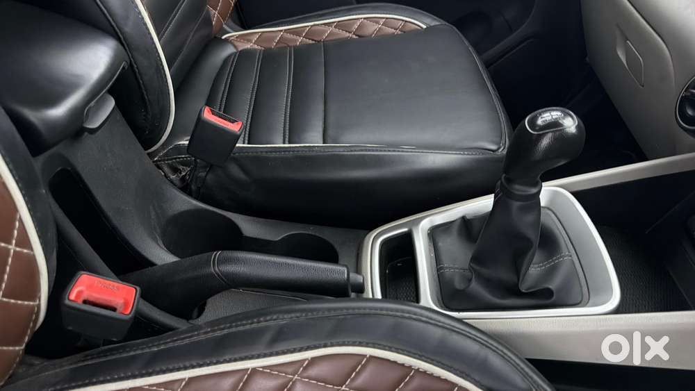 Hyundai Venue 1.2 S (o), 2024, Petrol