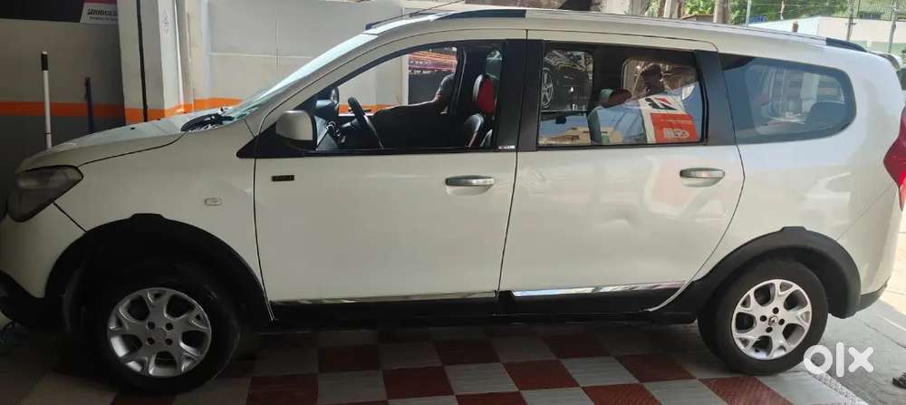 Renault Lodgy 2017 Diesel 160000 Km Driven