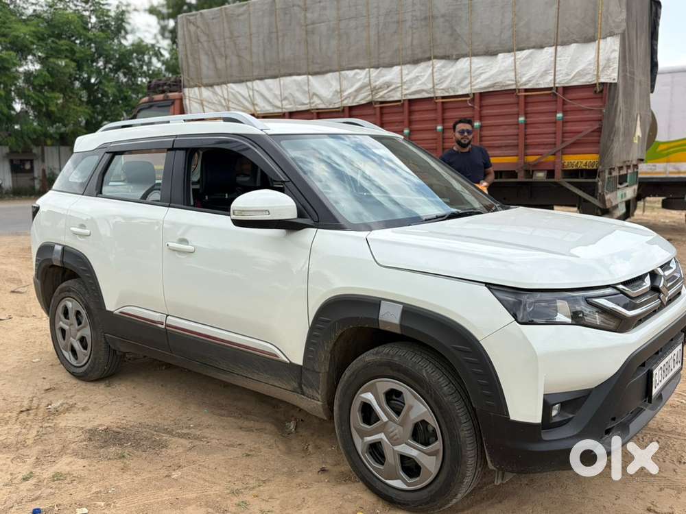 Maruti Suzuki Brezza 2024 Petrol 5750 Km Driven