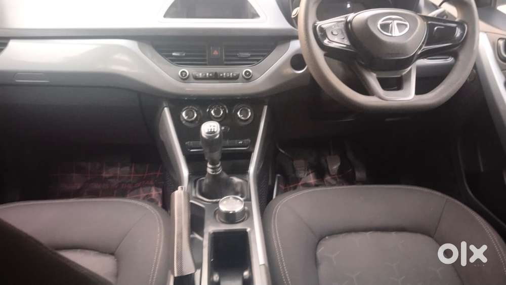 Tata Nexon 1.5 Revotorq Xm (s), 2021, Diesel