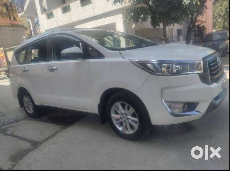 Toyota Innova Crysta 2018