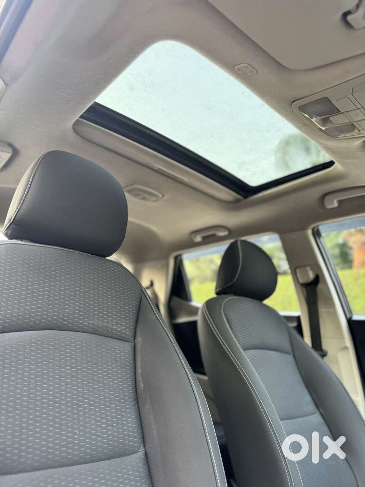 Mahindra Xuv300 W6, 2023, Petrol