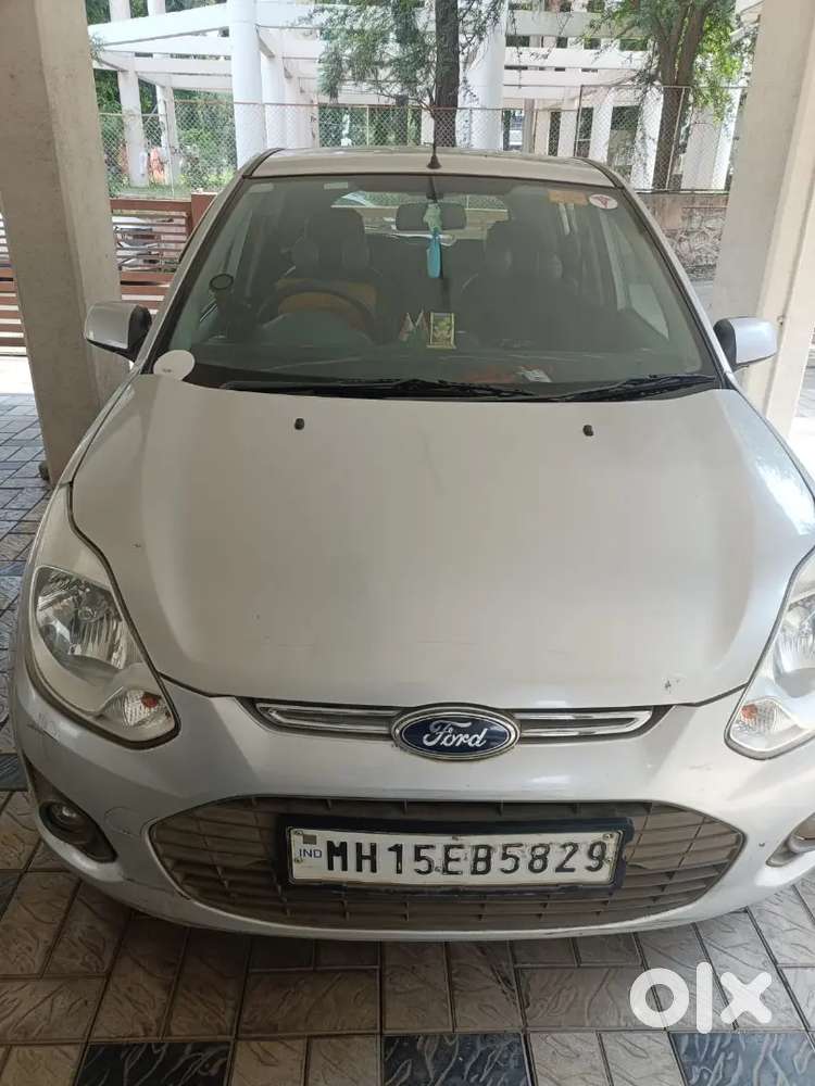 Ford Figo 1.5 Titanium 2014