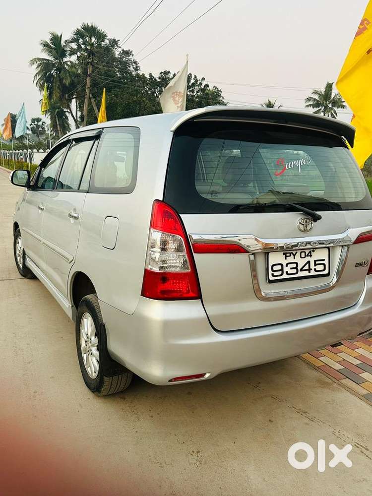 Toyota Innova 2013 Diesel 206000 Km Driven