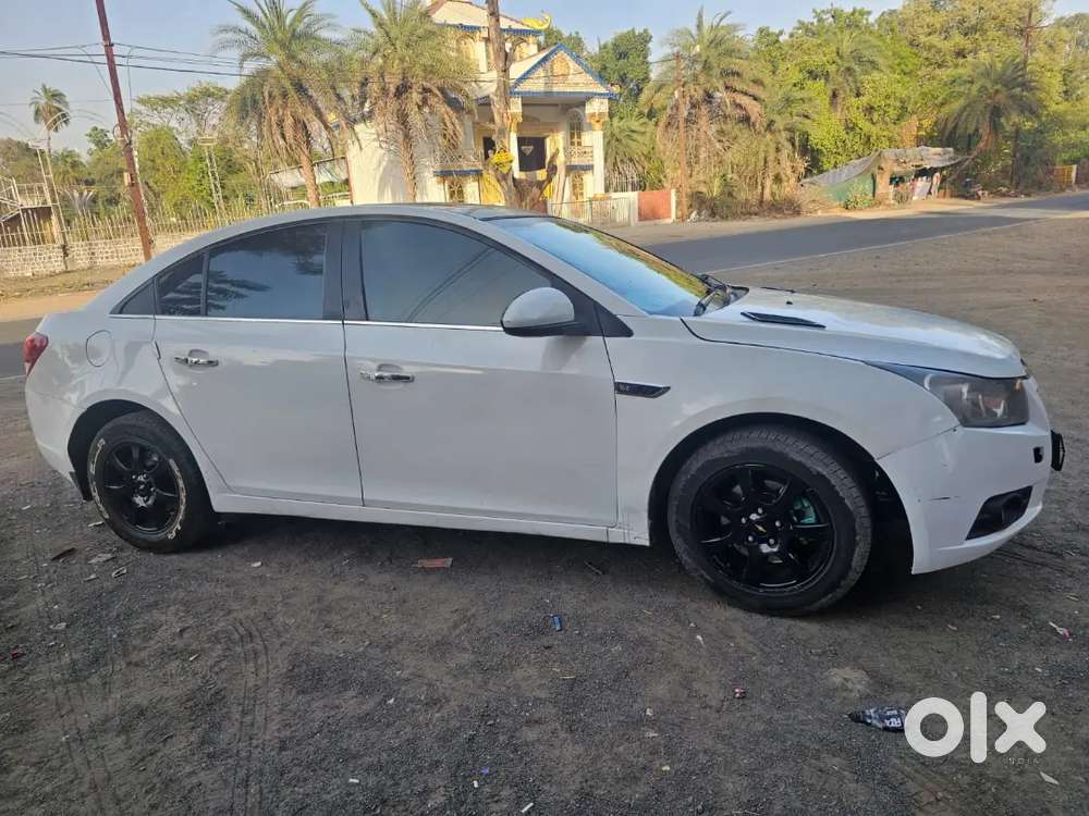 Chevrolet Cruze 2010 Diesel Well Maintained
