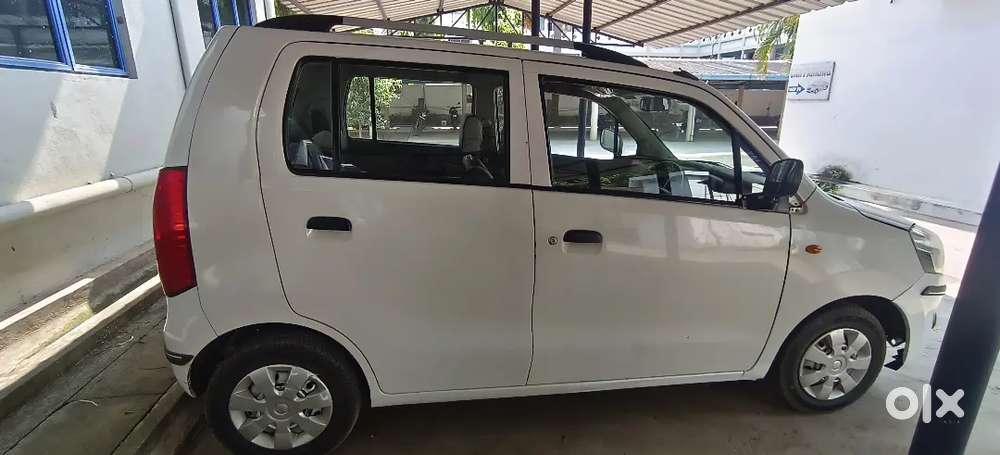 Maruti Suzuki Wagon R 2015 Cng & Petrol With Good Millage.