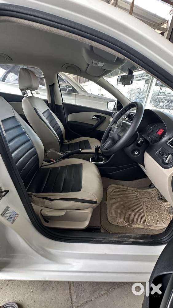 Volkswagen Polo Petrol Highline 1.2l, 2010, Petrol