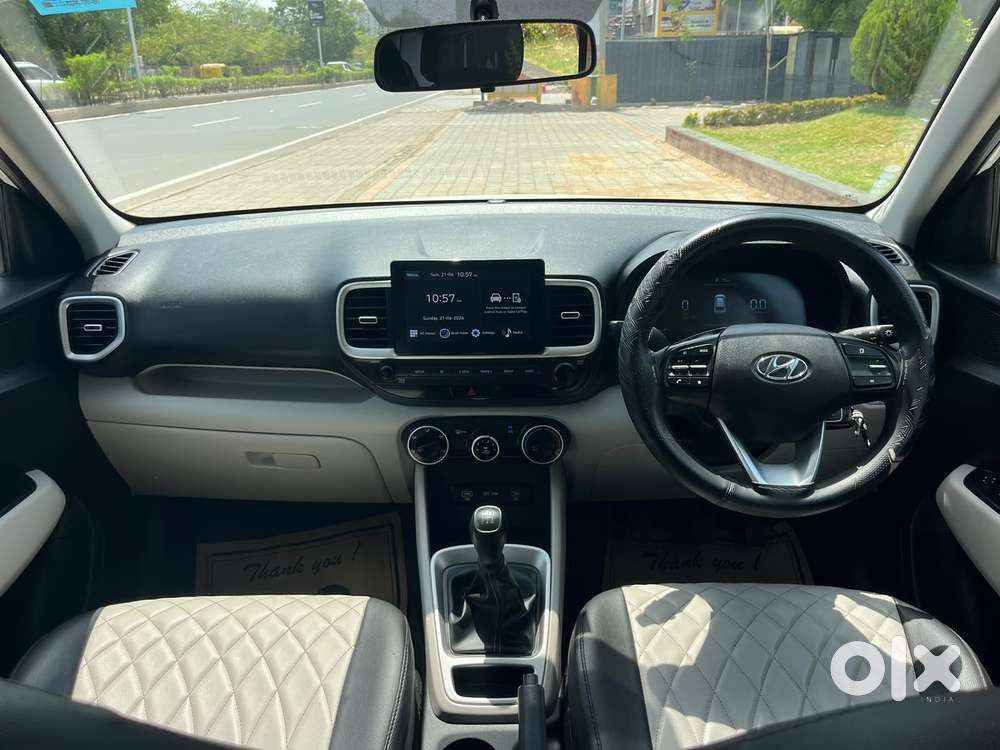 Hyundai Venue S 1.2 Petrol, 2023, Petrol