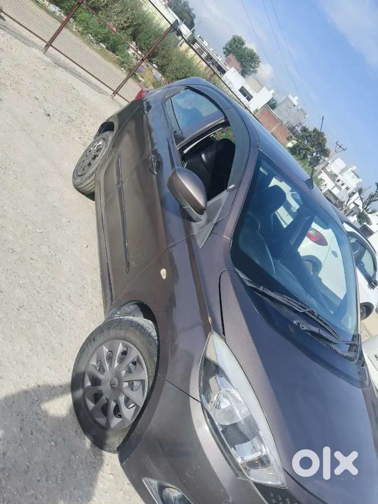 Tata Tiago 2018 Petrol 75000 Km Driven