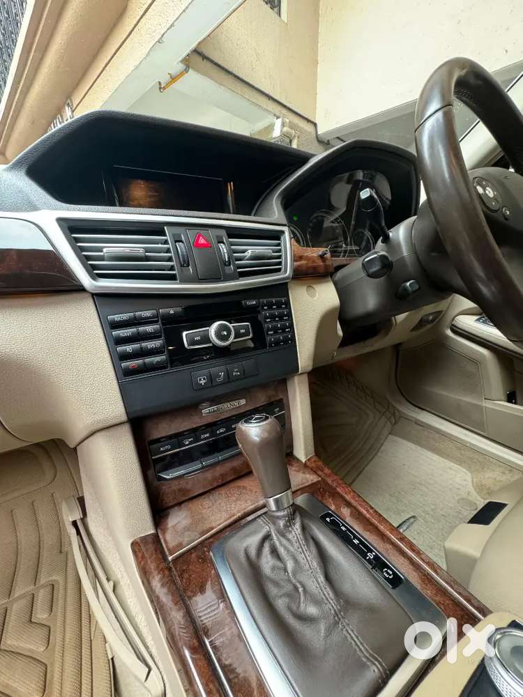 Mercedes-benz E-class 2012