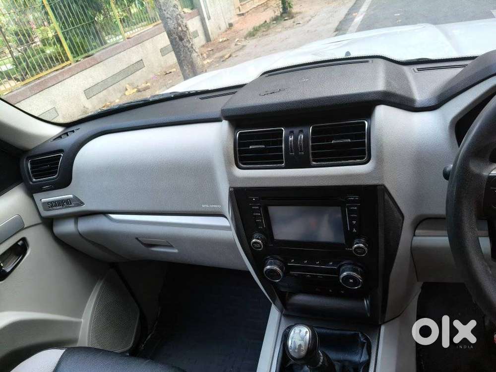 Mahindra Scorpio S10, 2017, Diesel