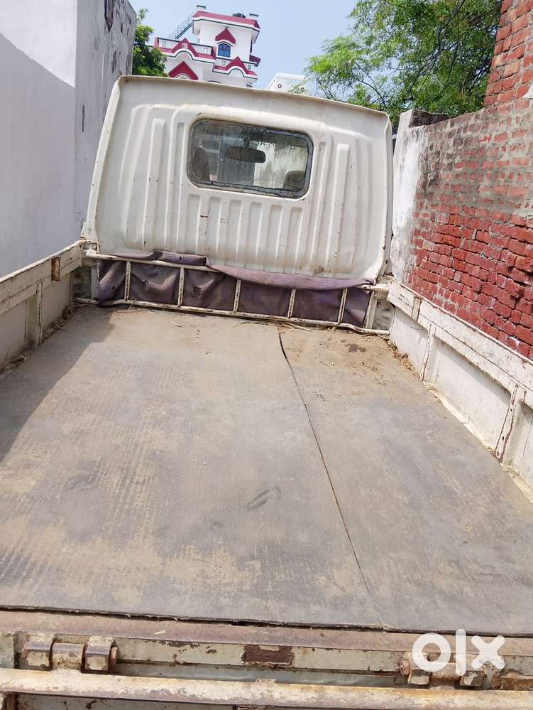 Mahindra Xuv700 2015 Diesel Well Maintained