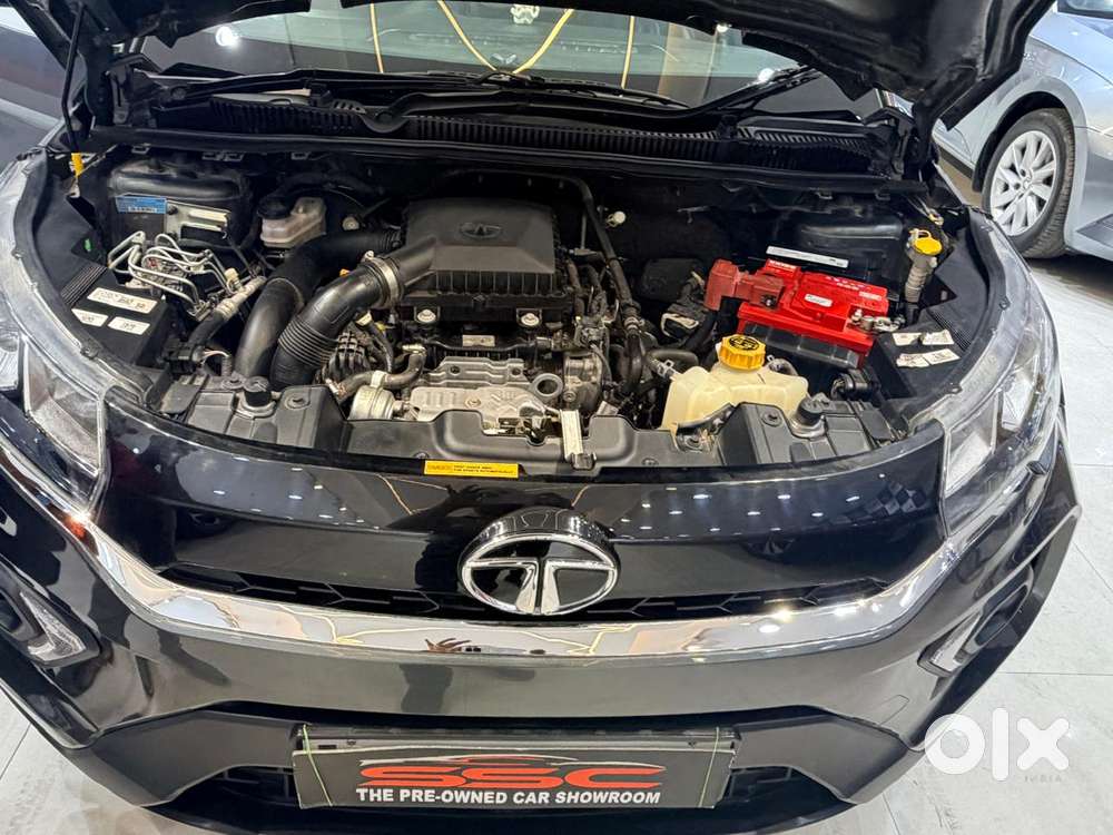 Tata Nexon 1.2 Revotron Xma Amt (s), 2023, Petrol