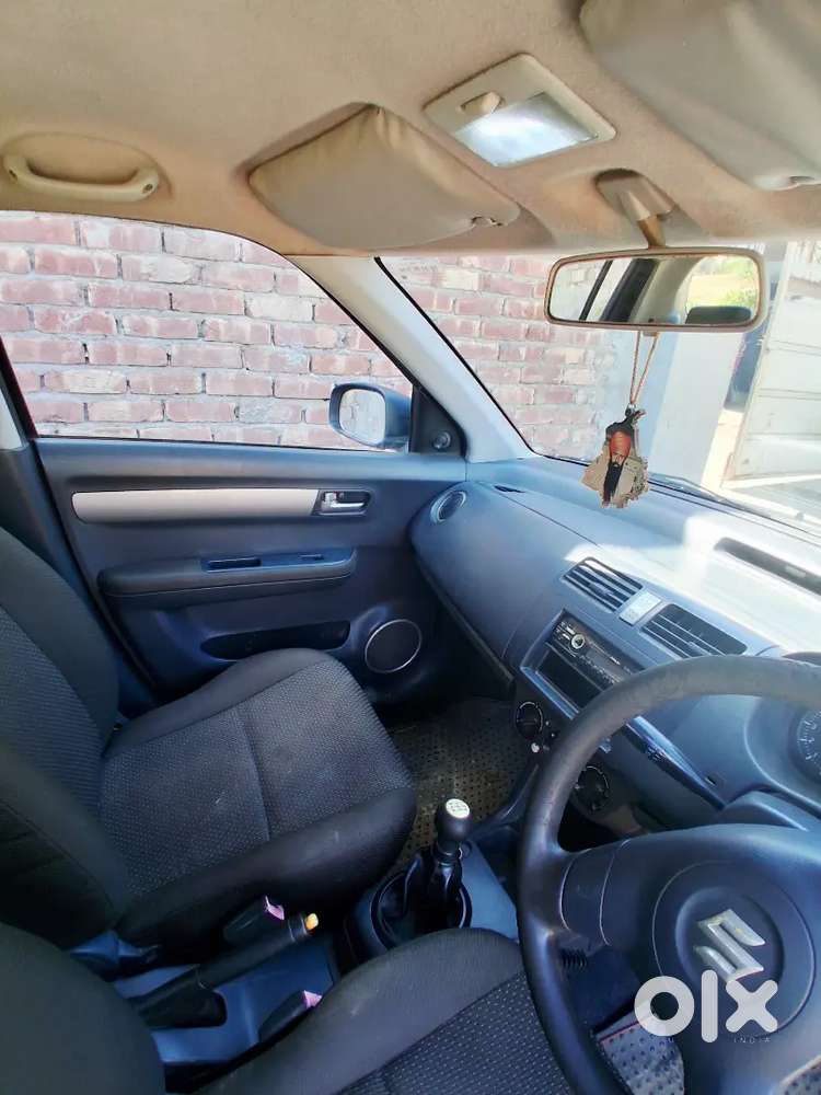 Maruti Suzuki Swift 2006 Petrol 100000 Km Driven