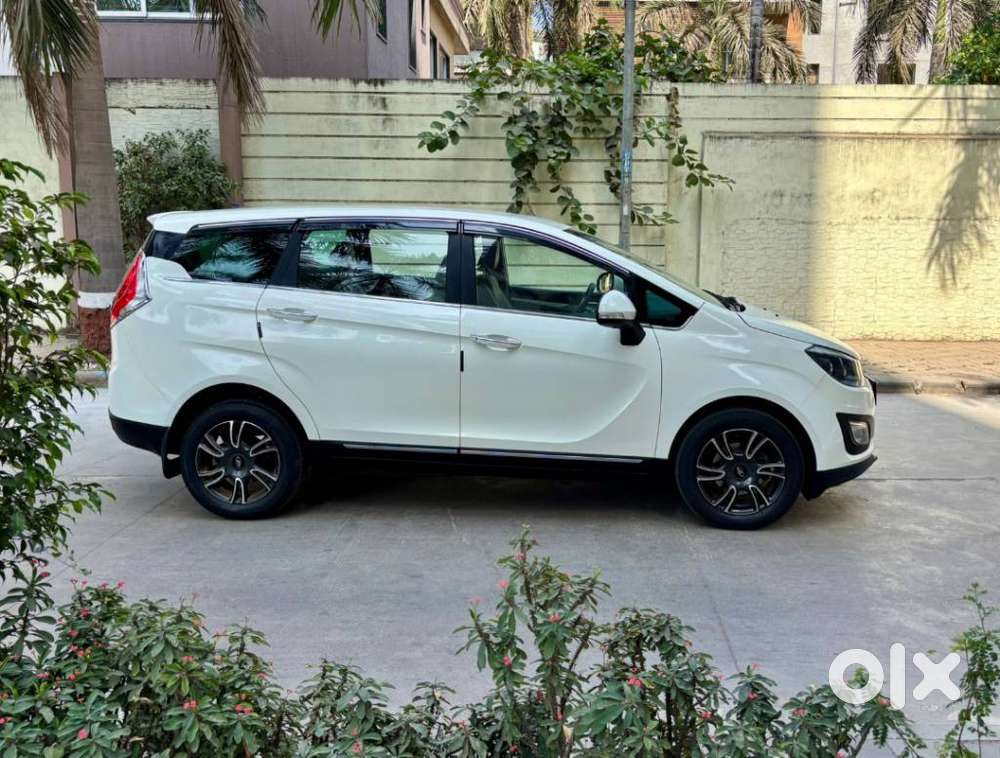 Mahindra Marazzo M6 8str, 2020, Diesel