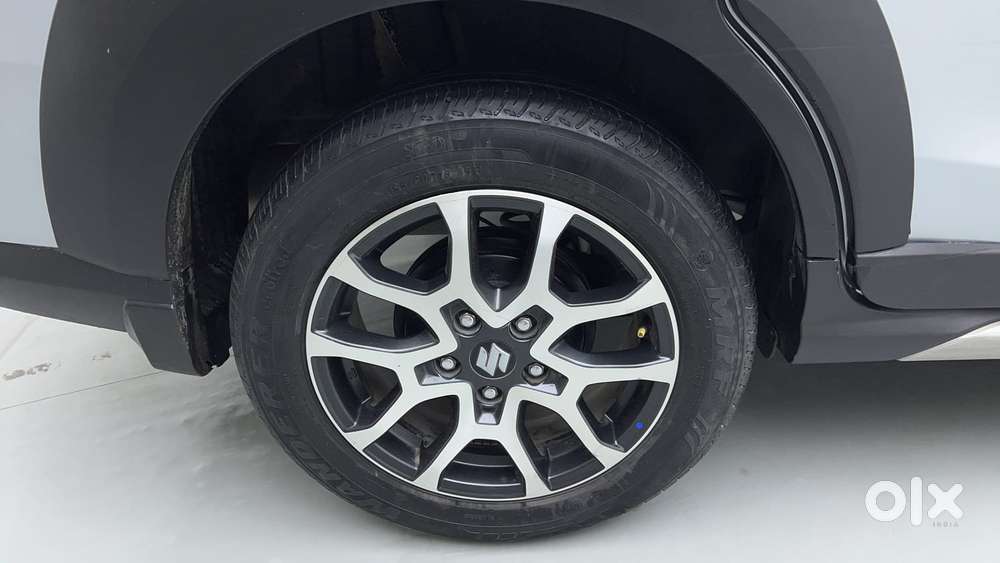 Maruti Suzuki Xl6 1.5 Alpha At, 2022, Petrol