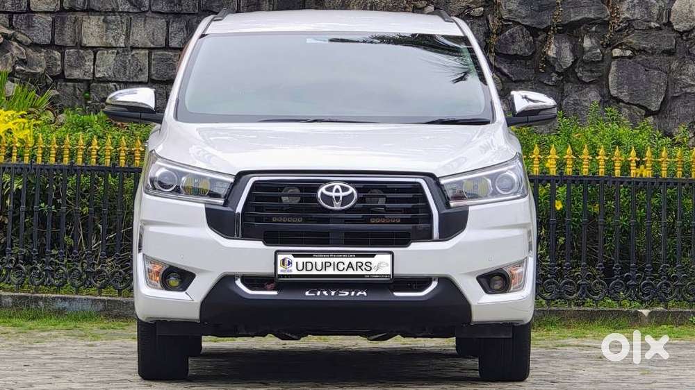 Toyota Innova Crysta 2.4 Z 7 Str, 2025, Diesel