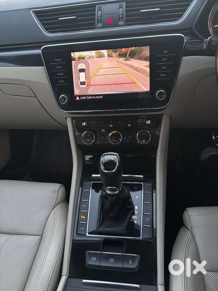 Skoda Superb Lk 1.8 Tsi At, 2019, Petrol