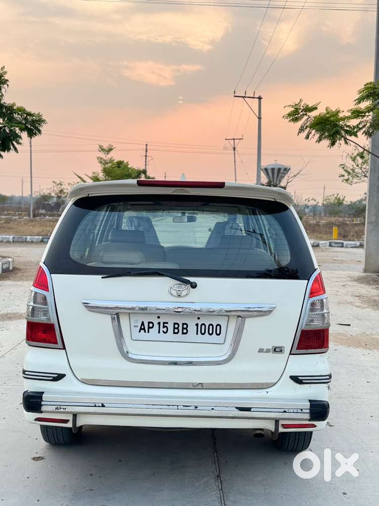 Toyota Innova 2012 Diesel Well Maintained