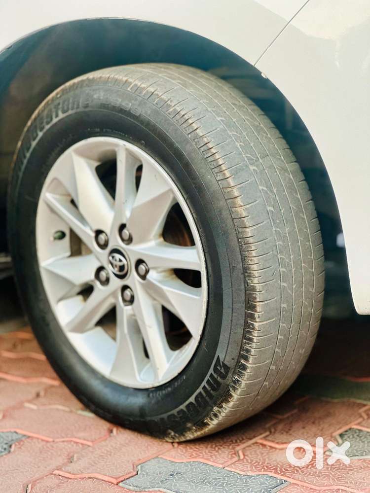 Toyota Innova Crysta 2.4 G Mt, 2019, Diesel