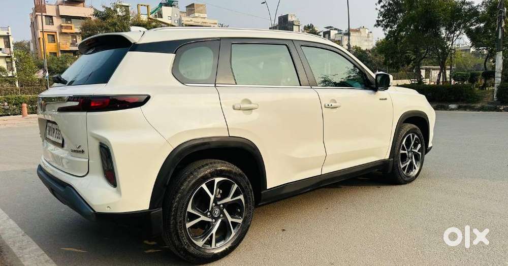 Toyota Urban Cruiser Hyryder 1.5 V Hybrid, 2024, Petrol