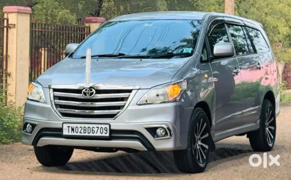 Toyota Innova 2016 Diesel 185000 Km Driven