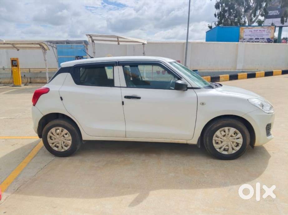 Maruti Suzuki Swift Lxi Optional-o, 2019, Petrol
