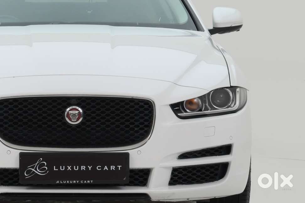 Jaguar Xe Prestige, 2018, Petrol