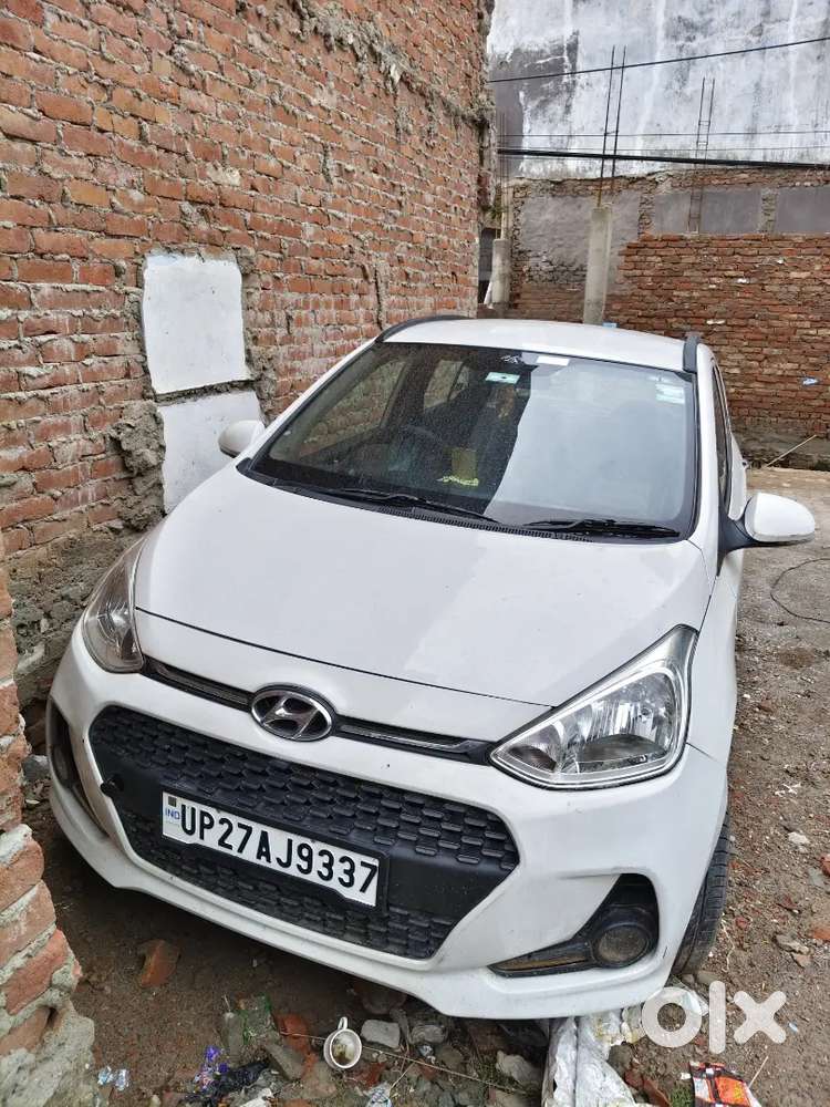 Hyundai Grand I10 Asta Petrol Top Model  Push Start  Alloy Wheels