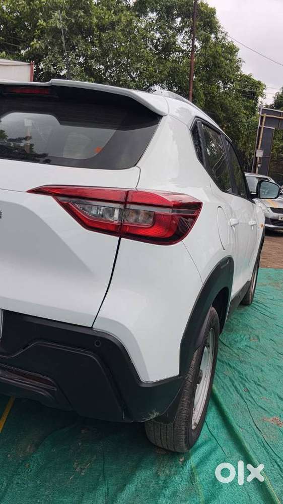 Nissan Magnite 1.0 Xe, 2022, Petrol