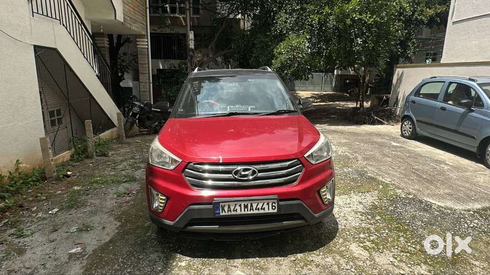 Creta Mid Variant ,ac Is Good Grey Interiors Additional Seat Covers