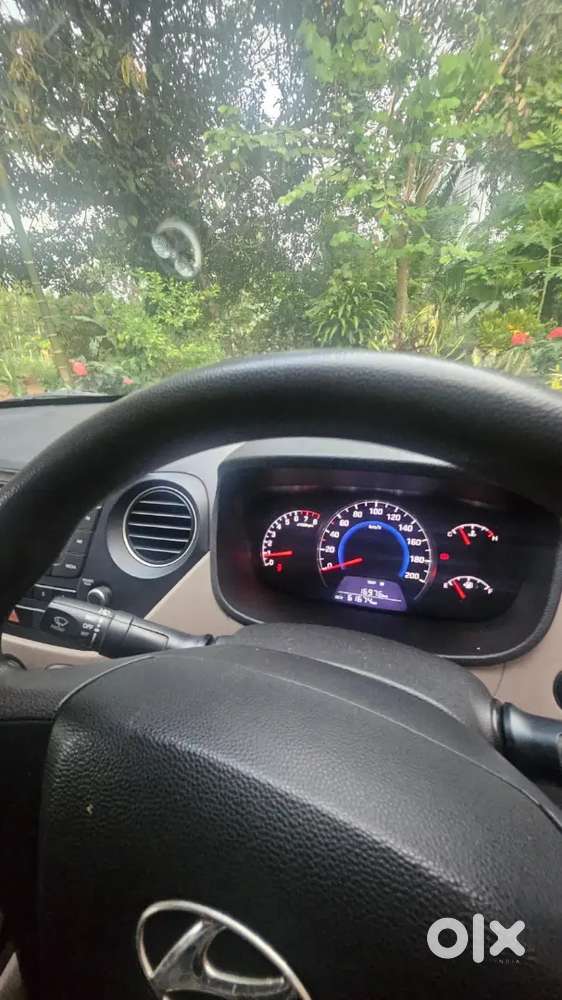 Hyundai Grand I10 Sportz 2014