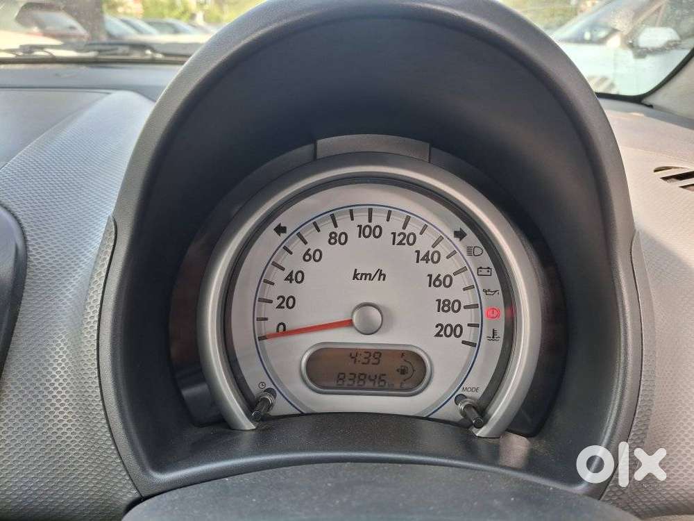 Maruti Suzuki Ritz Lxi, 2012, Petrol