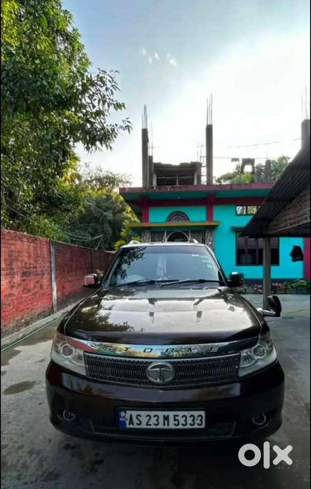 Tata Safari Storme 2014