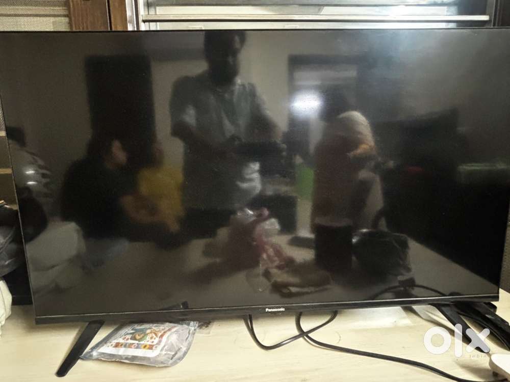 Panasonic 42 inch frameless smart LED TV