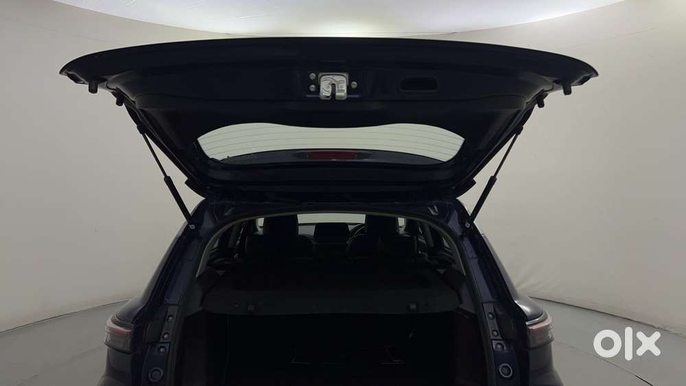 Maruti Suzuki Grand Vitara 1.5 Alpha Smart Hybrid At, 2022, Petrol