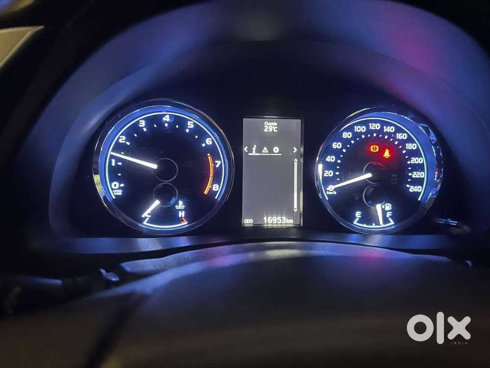 Toyota Altis 2019 16900 Km Driven