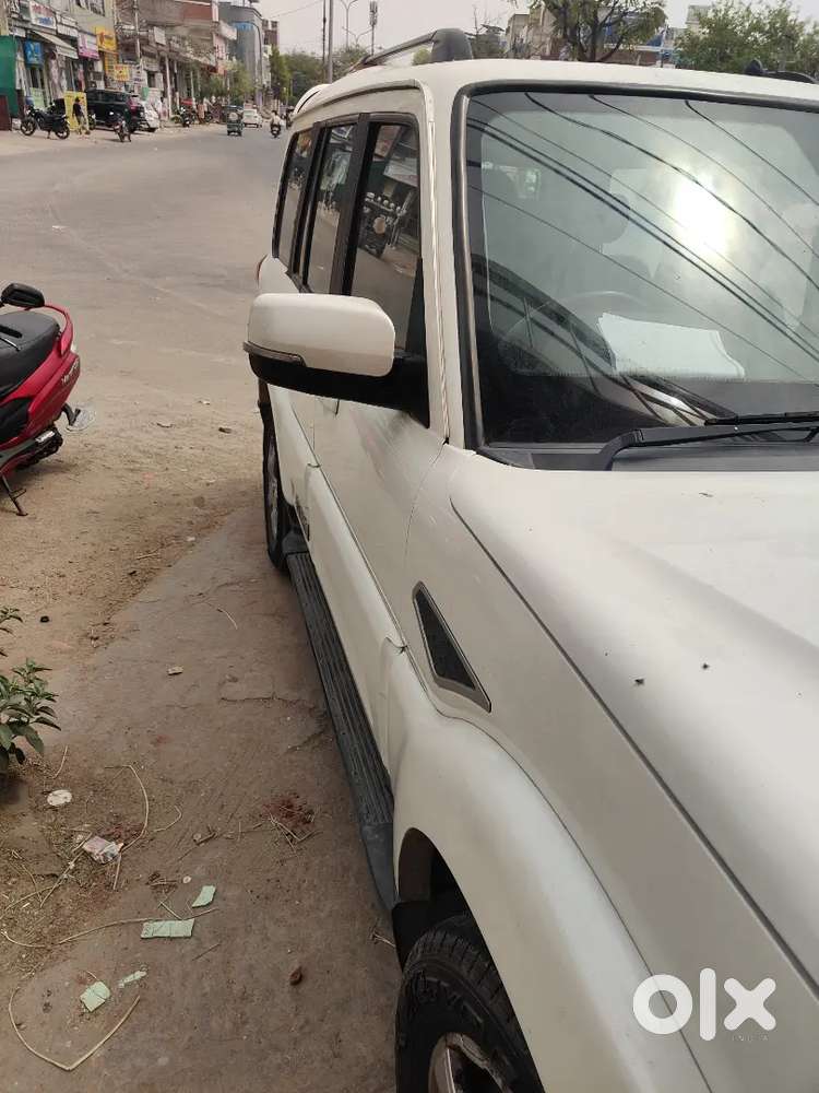 Mahindra Scorpio Classic 2018 Diesel 100000 Km Driven