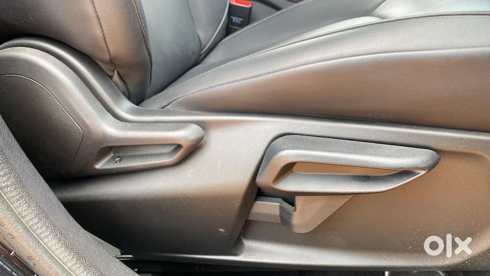 Tata Nexon 1.2 Revotron Xza Plus (o) Amt, 2021, Petrol