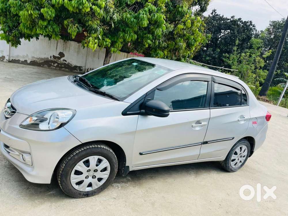 Honda Amaze 2nd Gen 2015 Diesel 149000 Km Driven