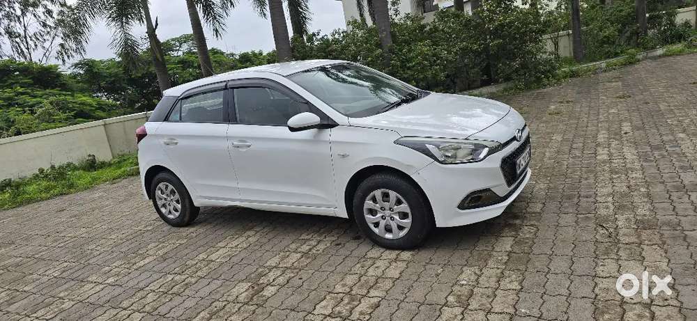 Hyundai I20 Magna Petrol 2015