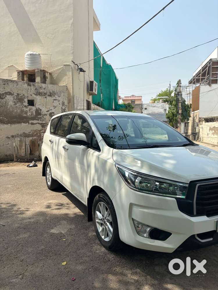 Toyota Innova Crysta 2.4 G Mt 8s, 2018, Diesel